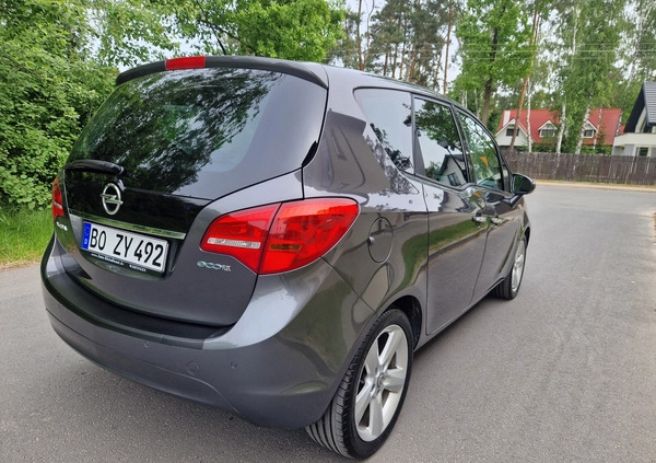 Opel Meriva cena 25500 przebieg: 162000, rok produkcji 2010 z Chocz małe 254